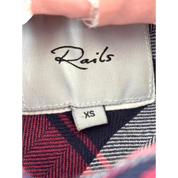 NWOT cozy Button Collared Long Sleeve Women's Pink Rails checkered Hunter shirt - Picture 4 of 7